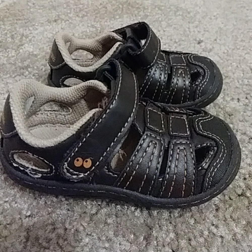 Suprise by Stride Rite Shoes 4 - Picture 2 of 4